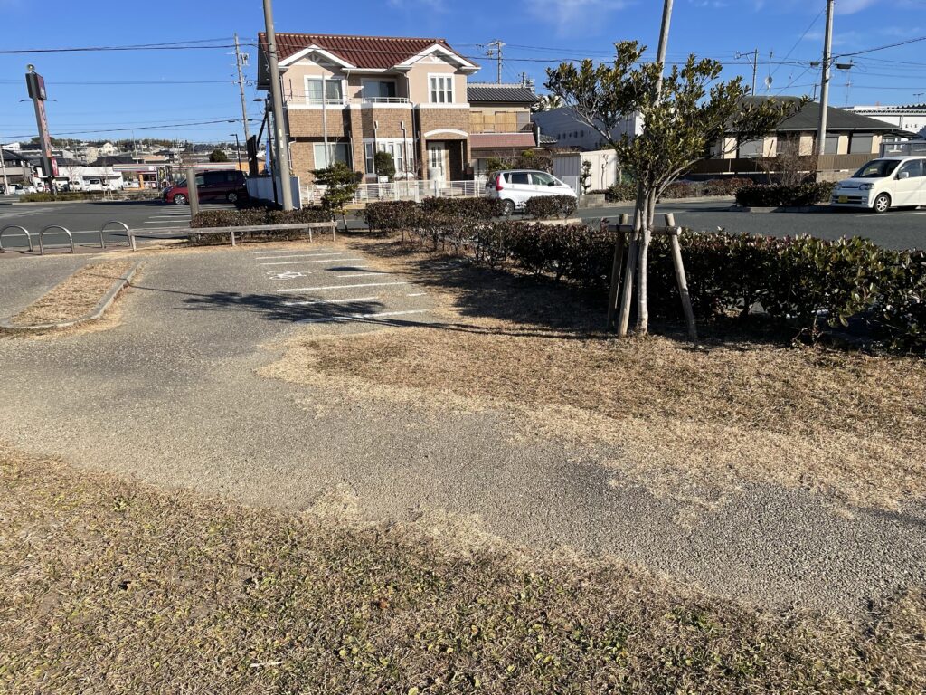 西都中央公園駐輪場