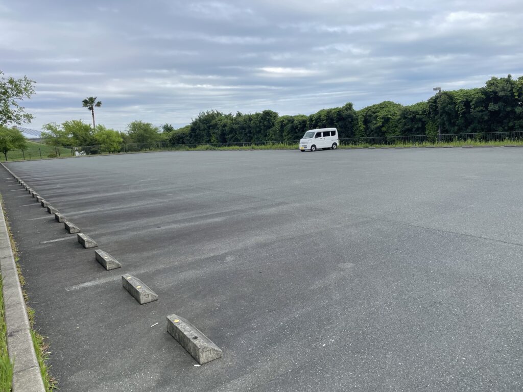 堀出前中央公園駐車場